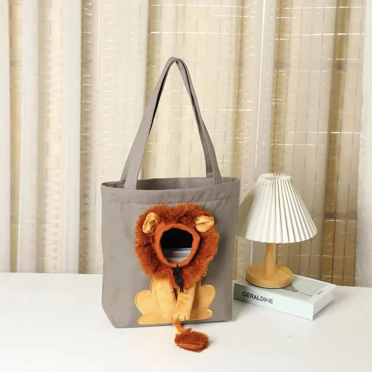Lion Design Pet Carrier Bag